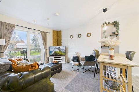 undefined, Dutton Court, Warrington, WA1