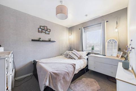 undefined, Dutton Court, Warrington, WA1