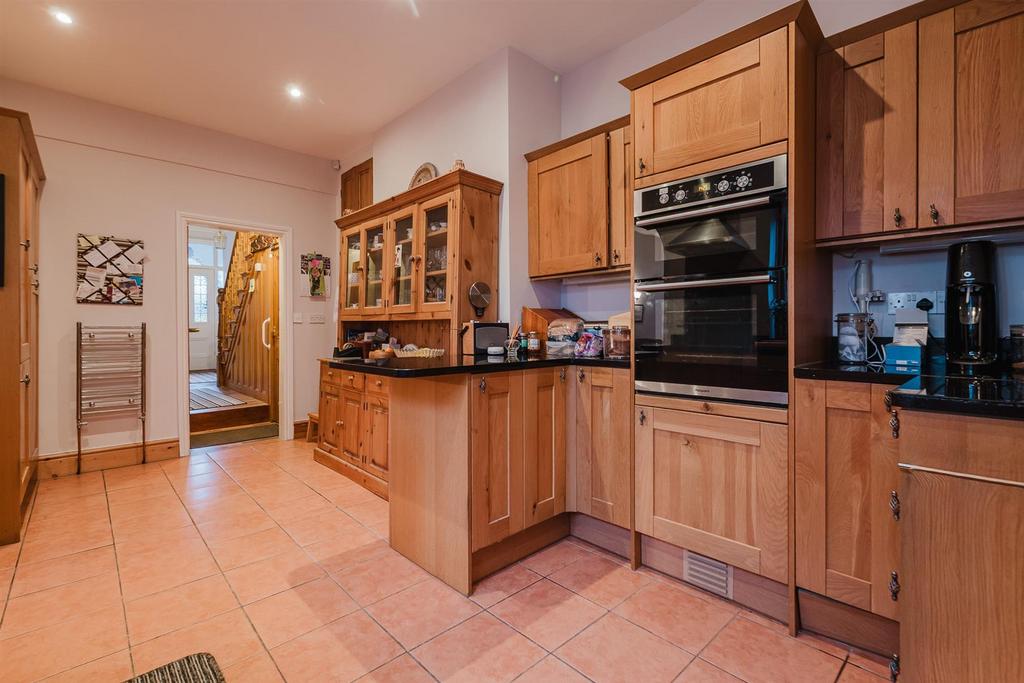 Breakfast Kitchen