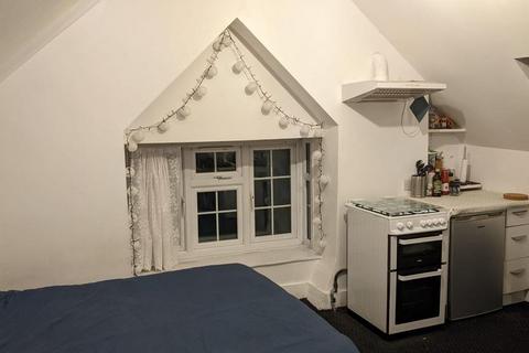 Studio to rent, Harrow Road, Wembley HA9