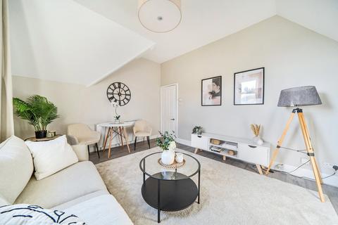 1 bedroom flat to rent, Grange Park, London, W5
