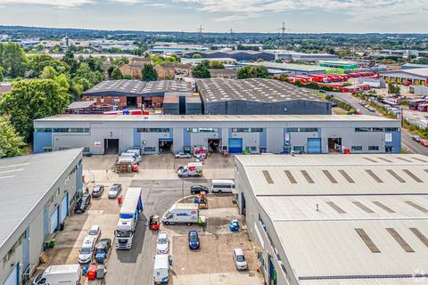 Warehouse to rent, Beddington Farm Rd Croydon CR0 4WP