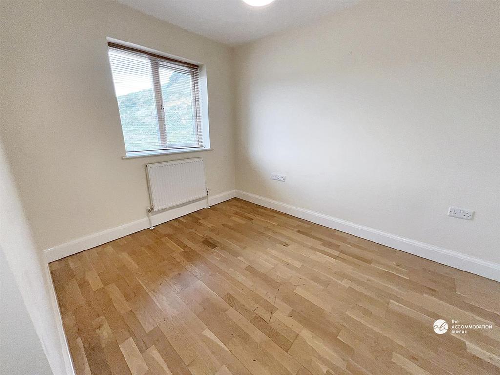 Rear Bedroom