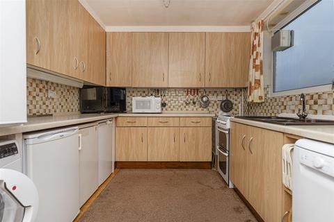 undefined, Maplin Avenue, Huddersfield HD3