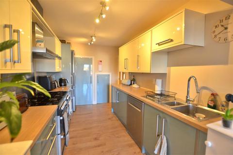 3 bedroom semi-detached house for sale, Northfield Road, Church Crookham GU52
