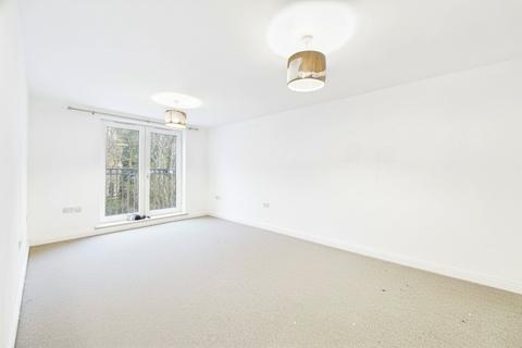 2 bedroom apartment to rent, Jubilee Hall Road, Farnborough, GU14