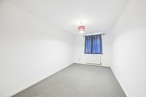 2 bedroom apartment to rent, Jubilee Hall Road, Farnborough, Hampshire, GU14