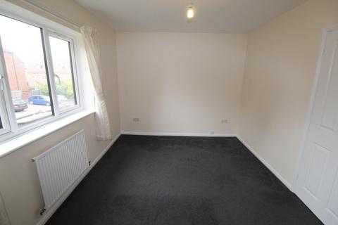 2 bedroom end of terrace house to rent, Laurel Mews, Baldock