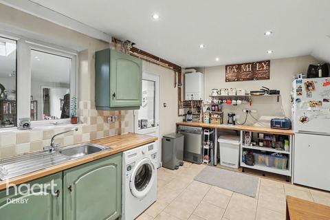 4 bedroom terraced house for sale, Collingham Gardens, Derby