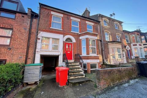 undefined, Rothesay Road, Luton, Bedfordshire, LU1