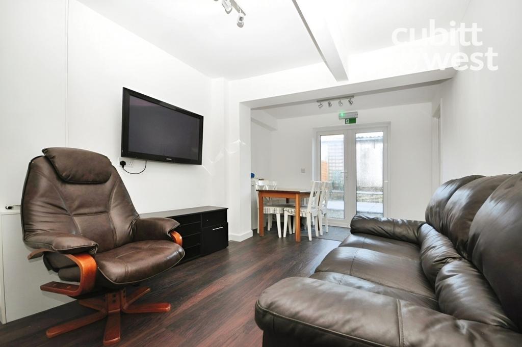 Communal Lounge