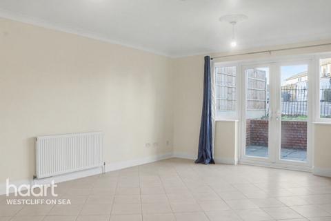 3 bedroom detached house for sale, Ness Road, SOUTHEND-ON-SEA