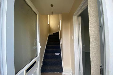 3 bedroom detached house to rent, Wolverton Road, Stanmore HA7