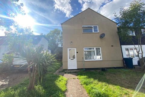 3 bedroom detached house to rent, Wolverton Road, Stanmore HA7