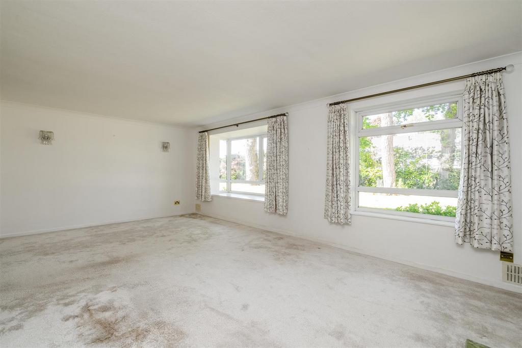 94 White House Way Solihull 10.jpg