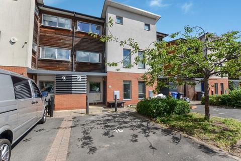 3 bedroom terraced house to rent, Waterbridge Mews, Runcorn, WA7 2SN
