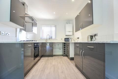 3 bedroom terraced house to rent, Waterbridge Mews, Runcorn, WA7 2SN