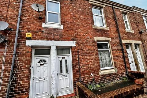 2 bedroom flat for sale, Chandos Street, Deckham, Gateshead, Tyne and Wear, NE8 4AB