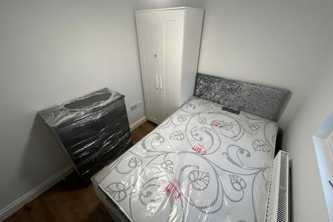 undefined, Malvern Road, Luton, Bedfordshire, LU1