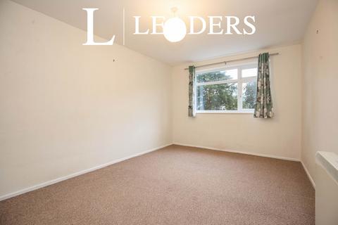 2 bedroom flat to rent, Milverton Crescent West, Leamington Spa, CV32