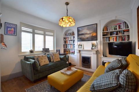 3 bedroom semi-detached house for sale, Cove Road, Fleet GU51