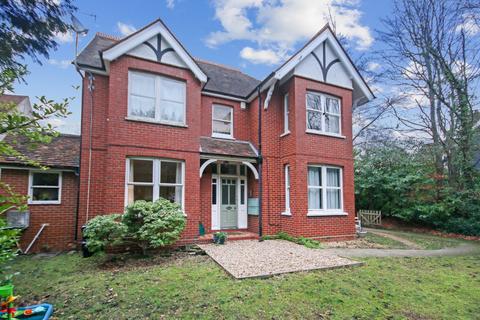 undefined, London Road, East Grinstead, RH19