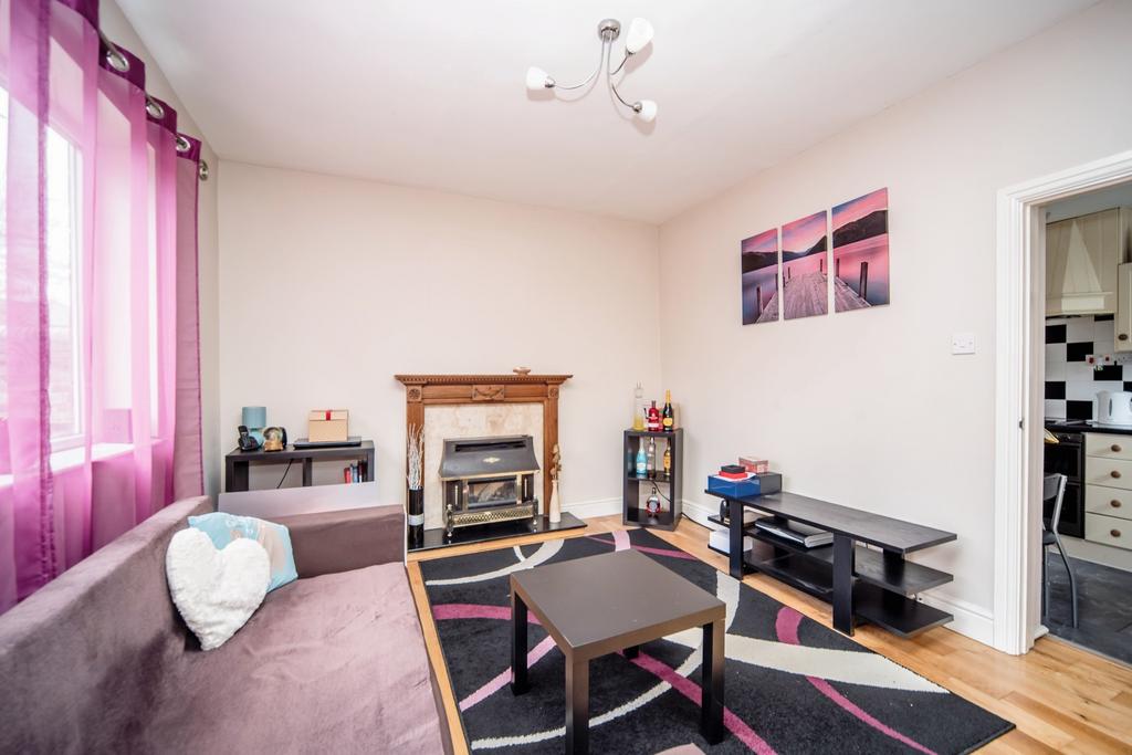 40 D Clapham Road  (1