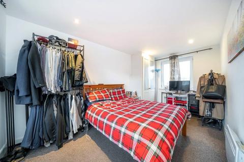 undefined, Hereford Road, Bow, London, E3