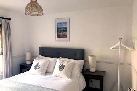 2 bedroom semi-detached house to rent, Mount Street, Cromer NR27