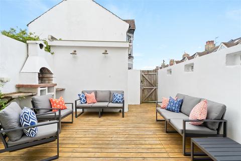 3 bedroom end of terrace house for sale, Rutland Road, Hove