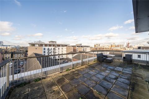 2 bedroom flat for sale, Garway Court, 1 Matilda Gardens, Bow, London, E3