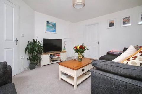 3 bedroom semi-detached house to rent, Landsbury Drive, Wiltshire SP9