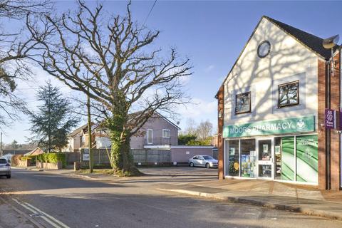 Farm Road, West Moors, Ferndown, Dorset, BH22
