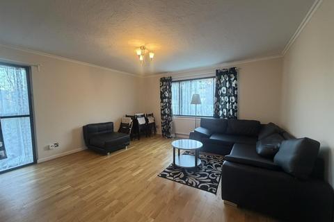 Studio to rent, The Brookdales,, Bridge Lane, London