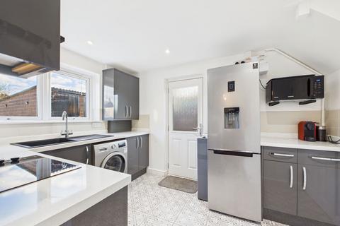 3 bedroom semi-detached house for sale, Hallcroft Gardens, Newport TF10