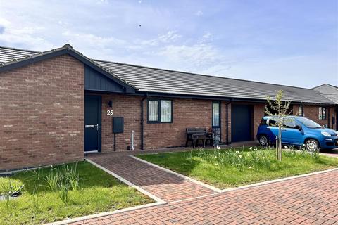 2 bedroom bungalow for sale, The Poppyfields, Collingham, Newark