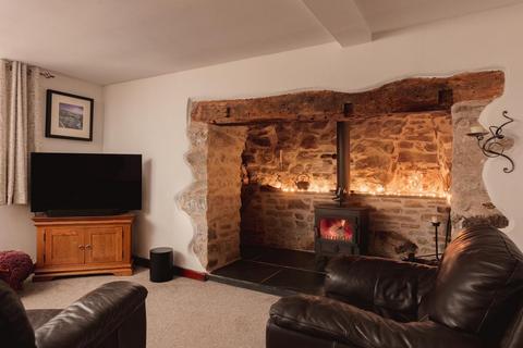 4 bedroom detached house for sale, Waungron Uchaf, Velfrey Road, Whitland