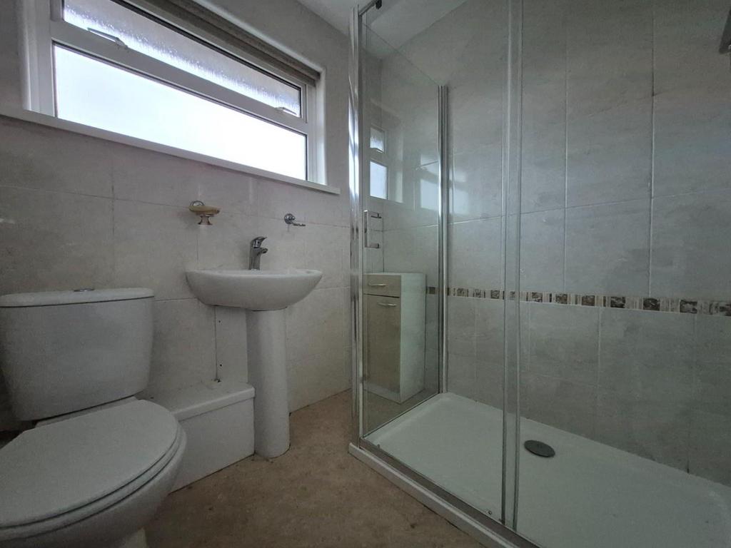 Bathroom.jpg.jpg