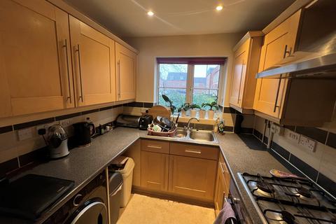 3 bedroom terraced house to rent, Florin Drive, PE21