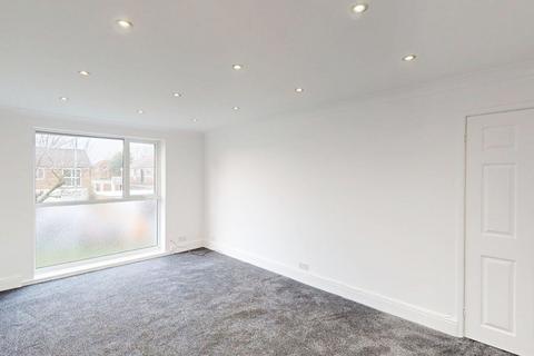 2 bedroom flat to rent, Alexandria Drive, Westhoughton, BL5