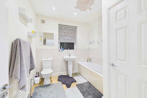 undefined, Cambridge Street, South Elmsall, WF9