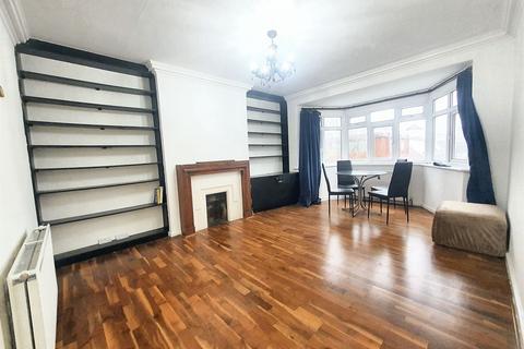 High Mead, Harrow, HA1
