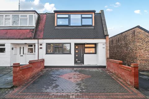 4 bedroom terraced house for sale, Turkey Oak Close, Crystal Palace, London, SE19