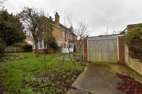 4 bedroom semi-detached house for sale, Waverley Road, Westbrook, Kent