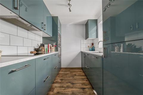 3 bedroom terraced house for sale, Oaklands Road, Bromley