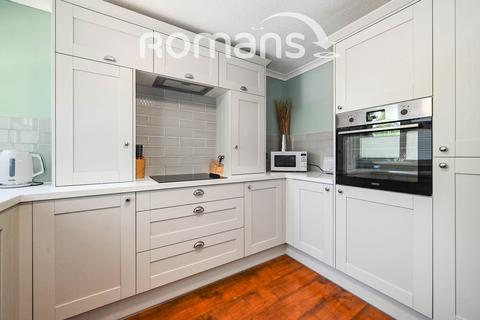 undefined, Emmbrook Road, Wokingham, RG41
