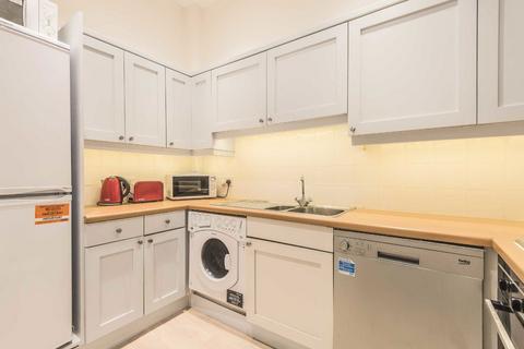 1 bedroom flat to rent, John Street, London WC1N