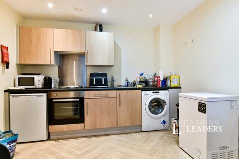2 bedroom flat to rent, Wilbraham Road, Manchester, Greater Manchester, M14