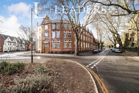 2 bedroom flat to rent, Castle Point, 8 Castle Boulevard, NG7