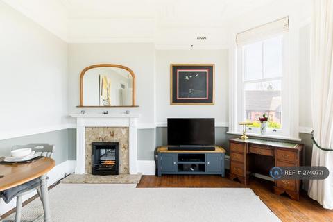 1 bedroom flat to rent, Holioake Drive, Warwick, CV34